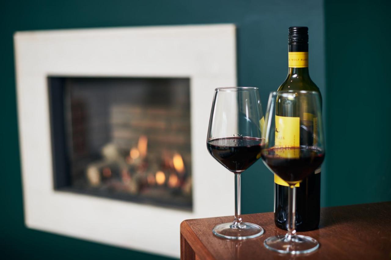 Maes Y Mel- A Couples, Pet Friendly, Rural Romantic Getaway With Countryside Views Gellywen Eksteriør bilde